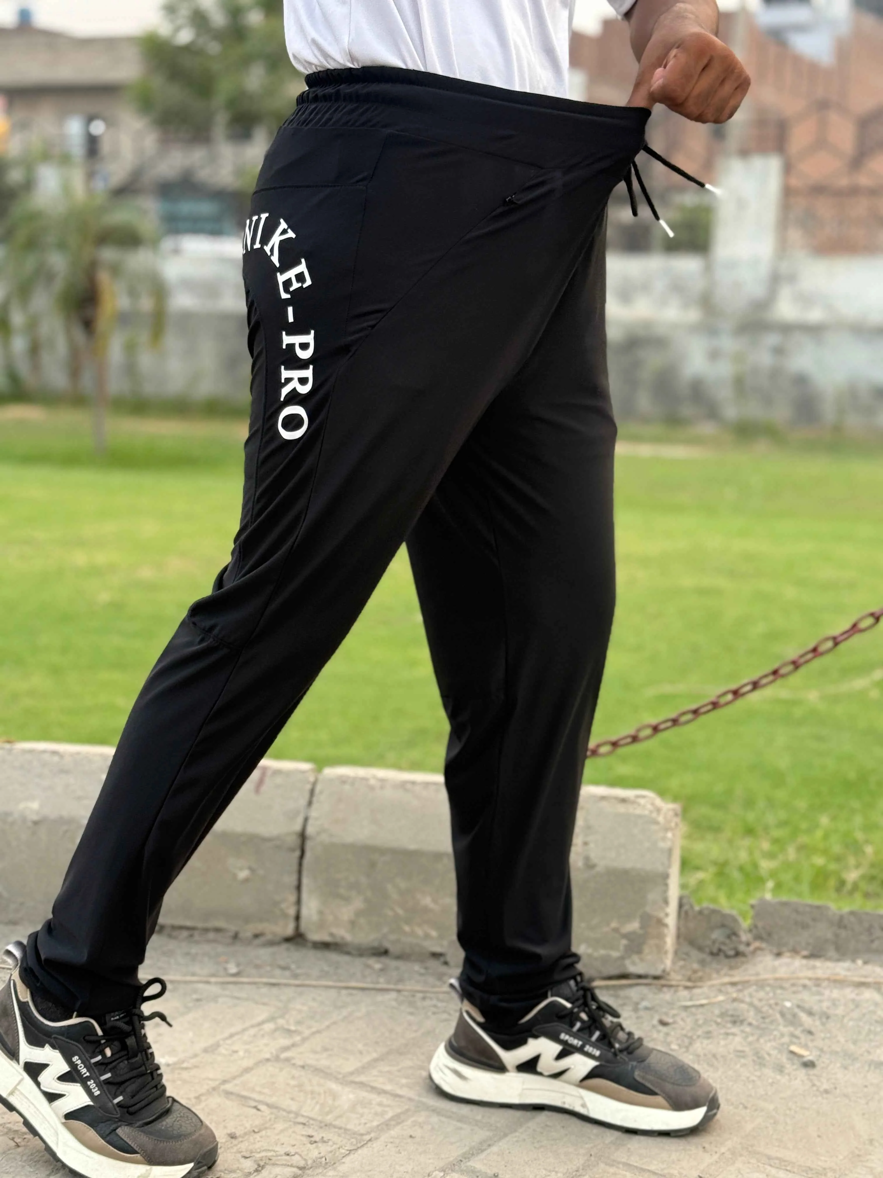 Premium Black Nike Pro Round Print Men's 4 way Stretch-able Lycra Trousers - Image 4